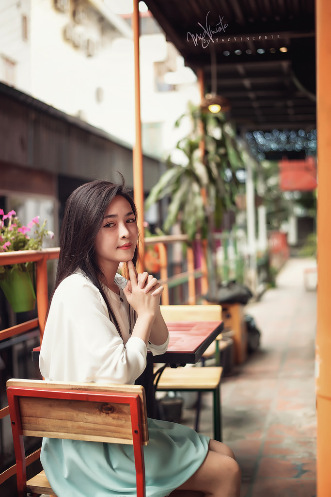 年轻老师6大胸女教师